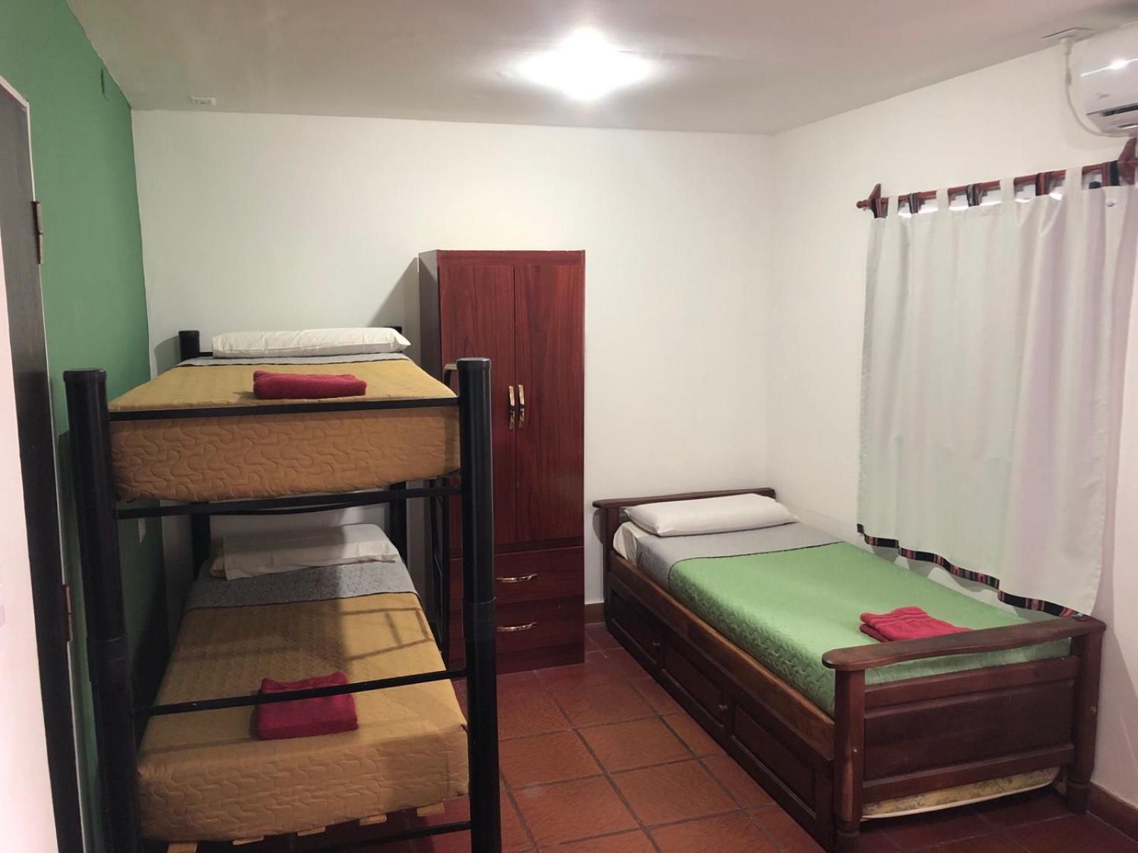 Casitas De Campo Wara Kusi En Las Afueras De La Ciudad De Salta Vaqueros Екстер'єр фото